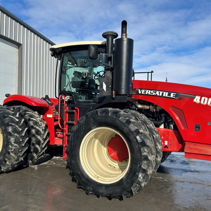 2014 VERSATILE 400