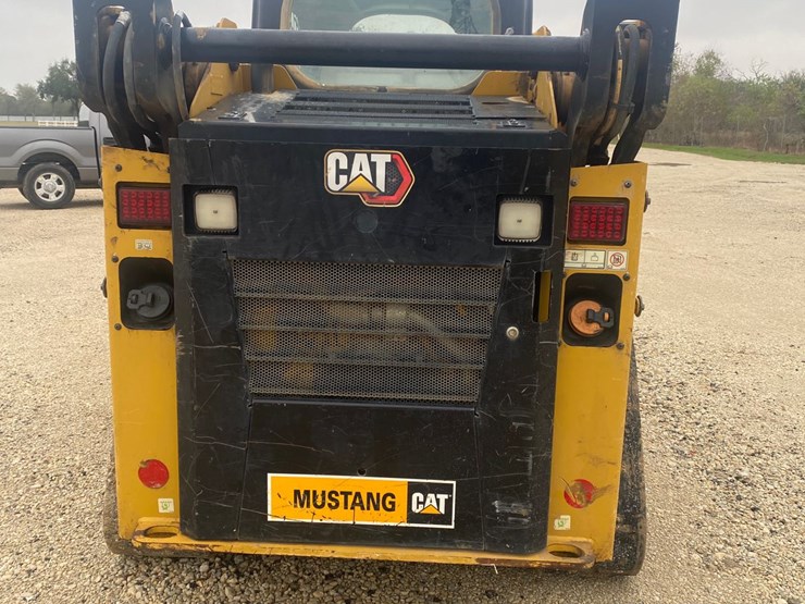 2023-caterpillar-249d3-image-8