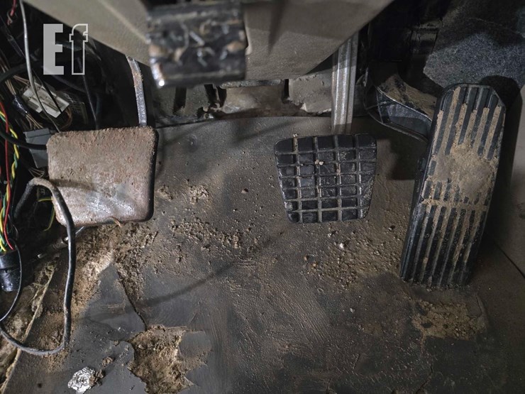 2016-freightliner-cascadia-113-image-11