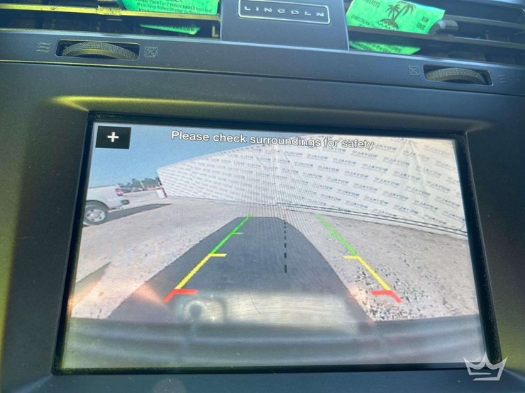 2016-lincoln-navigator-image-17