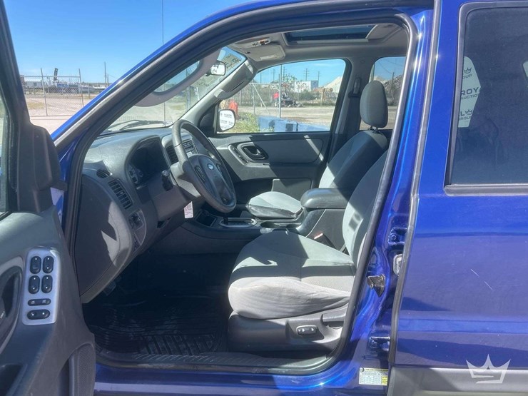 2006-ford-escape-image-12