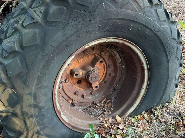 minneapolis-moline-lp-parts-tractor-image-12