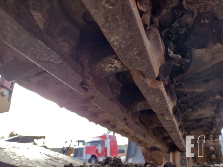 2018-caterpillar-307e2-image-44