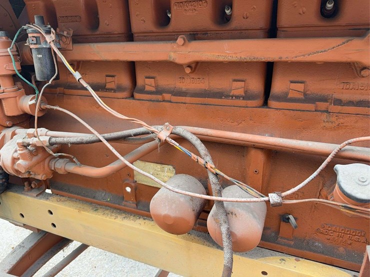 minneapolis-moline-g705-image-24