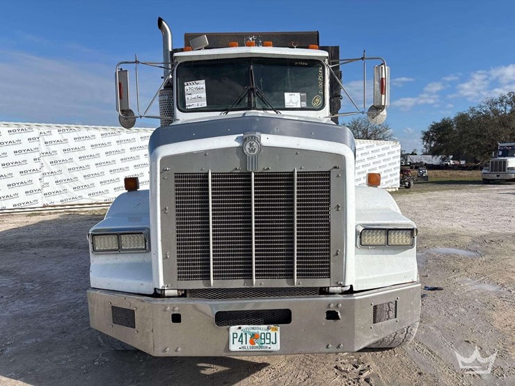2000-kenworth-tri-axle-dump-truck-image-52