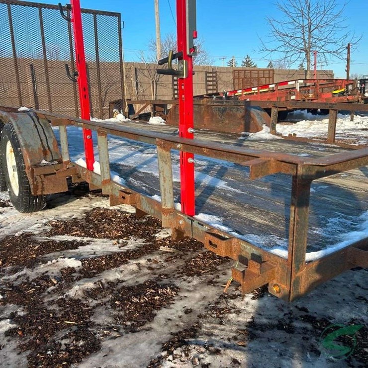 16ft Lawn Trailer under 2500lbs no title