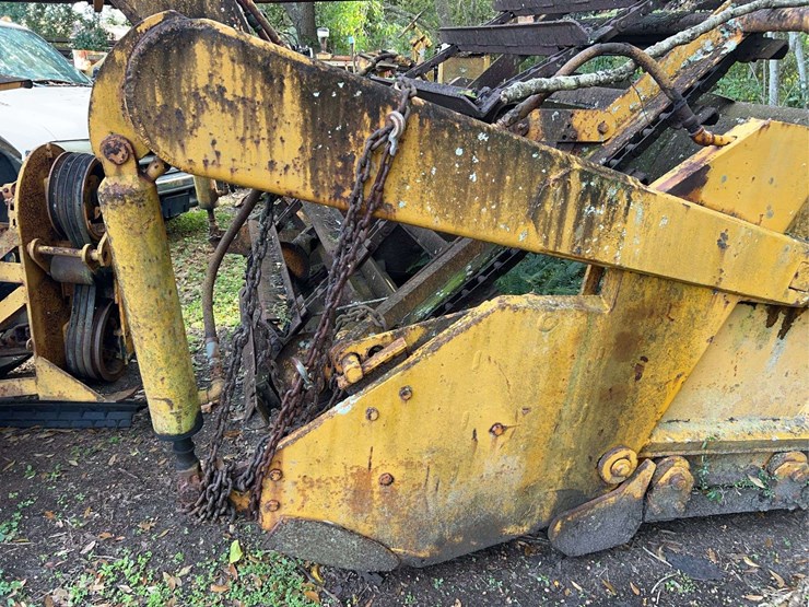 john-deere-840-image-39