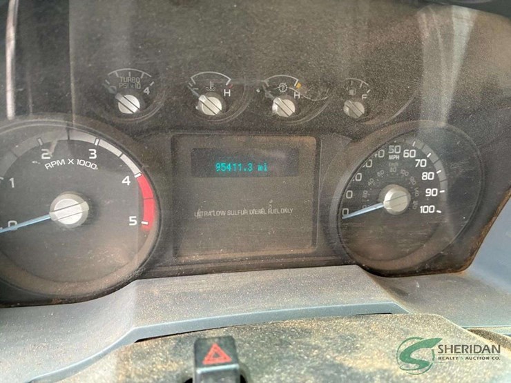 2015-ford-f350-image-27