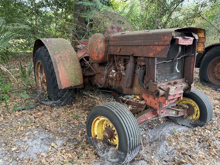 minneapolis-moline-lp-orchard-tractor-image-3
