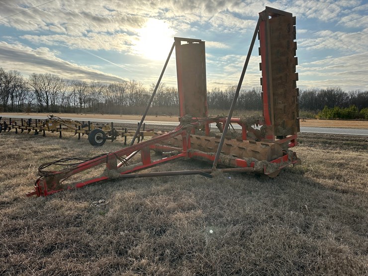 #38454-•-fair-oaks-32'-stubble-roller-image-1