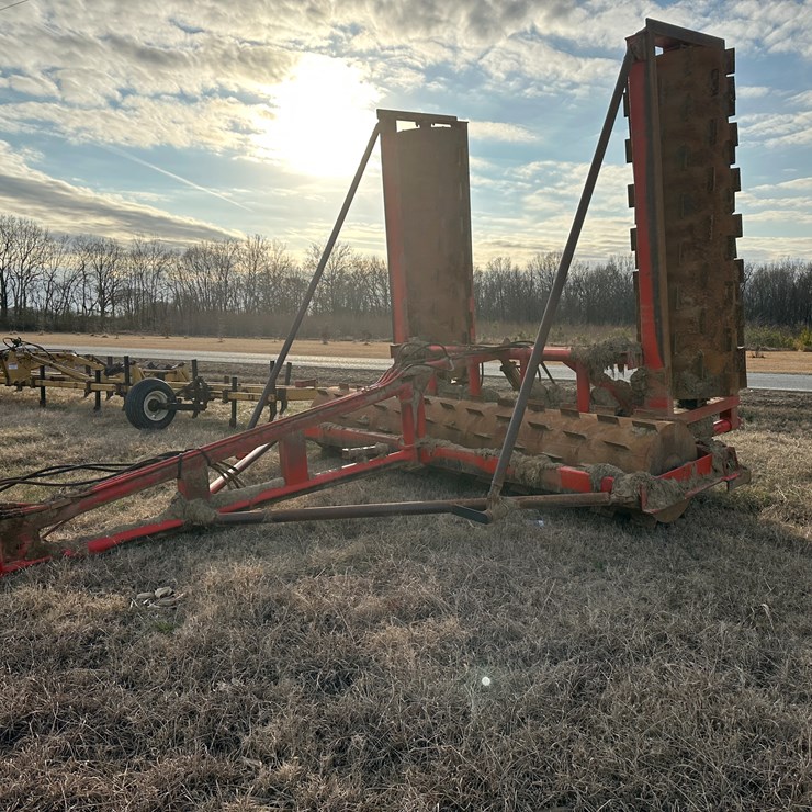 #38454 • Fair Oaks 32' Stubble Roller