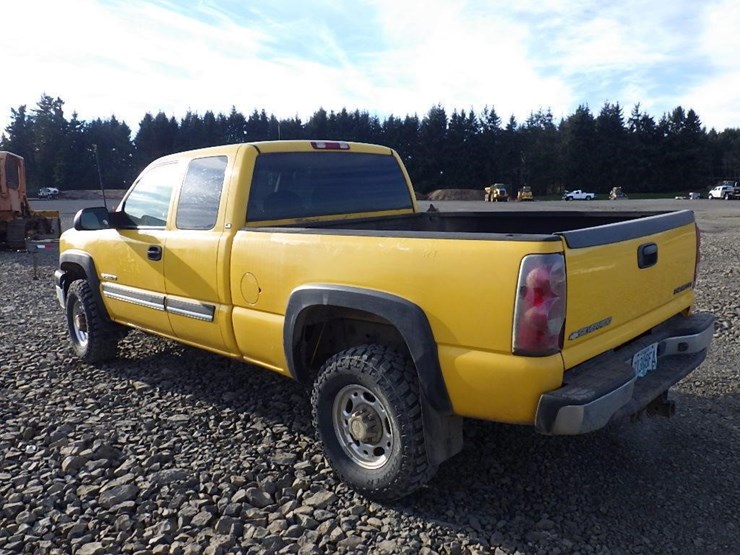 2004-chevrolet-2500-image-7