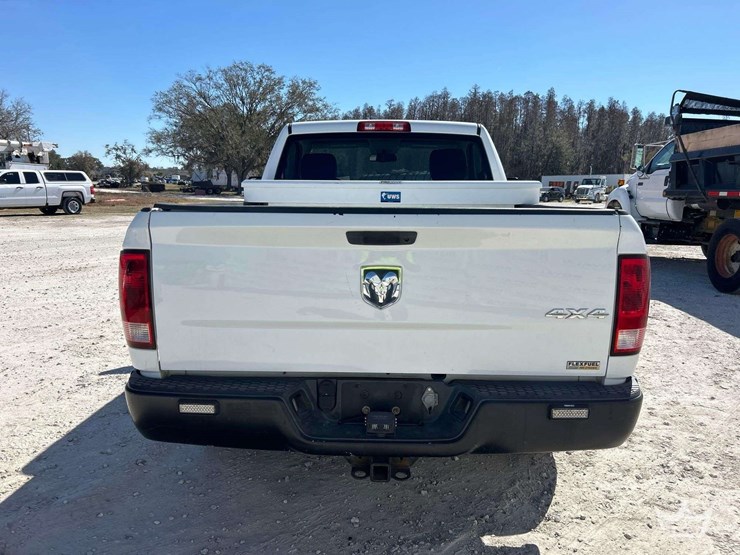 2012-dodge-2500-image-27