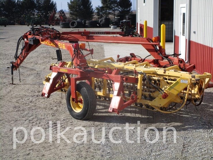 new-holland-216-image-4