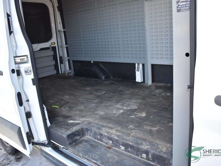 2021-ford-transit-image-19