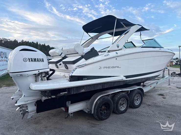 2018-regal-29obx-29ft-boat-with-34ft-t/a-boat-trailer-image-3