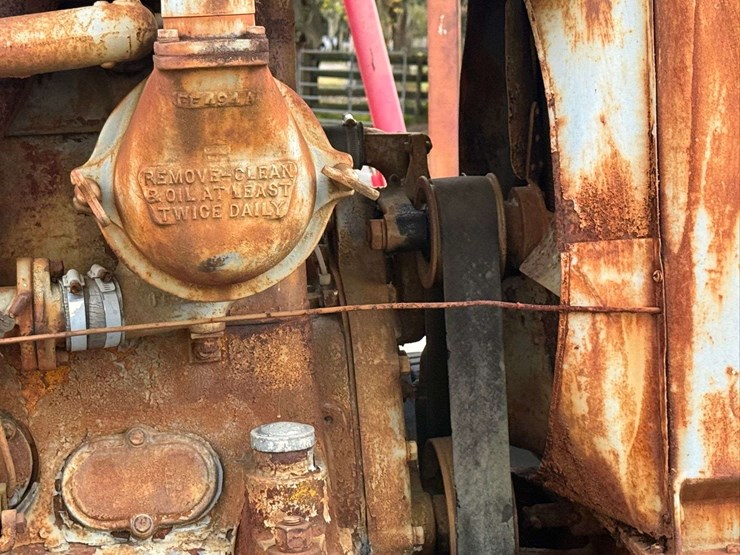 twin-city-tractor-image-12