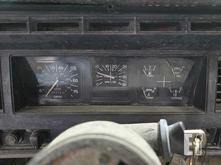 1998-ford-f800-image-15