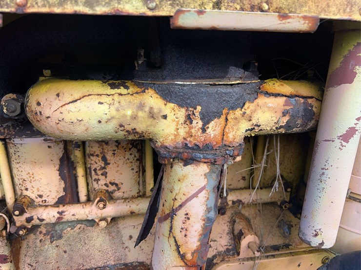 caterpillar-twenty-image-37