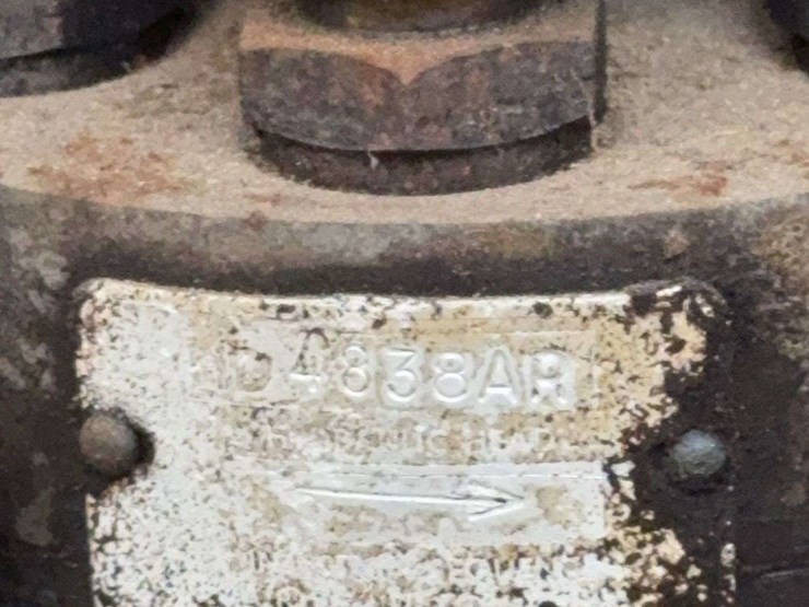 massey-ferguson-95-image-19