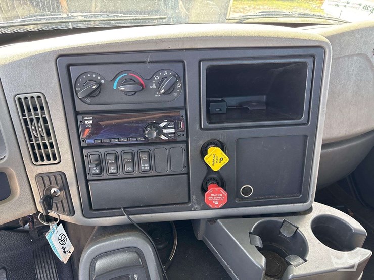 2015-international-transtar-8600-image-28