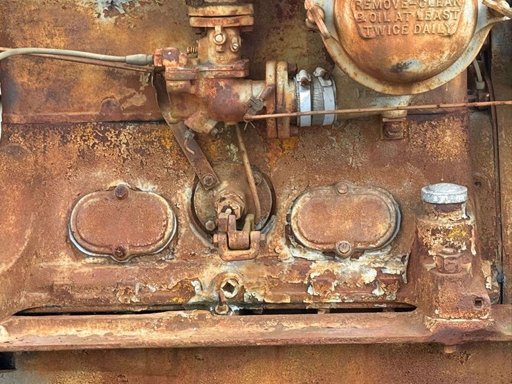 twin-city-tractor-image-11