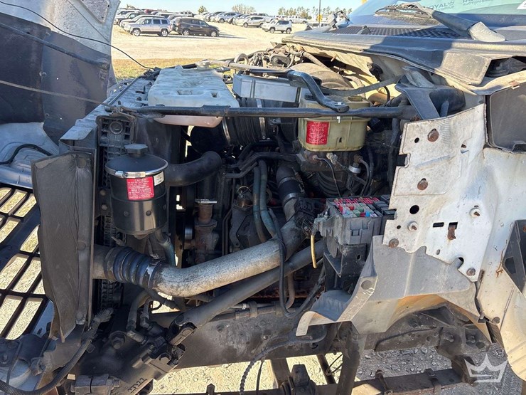 2002-ford-f650-image-8