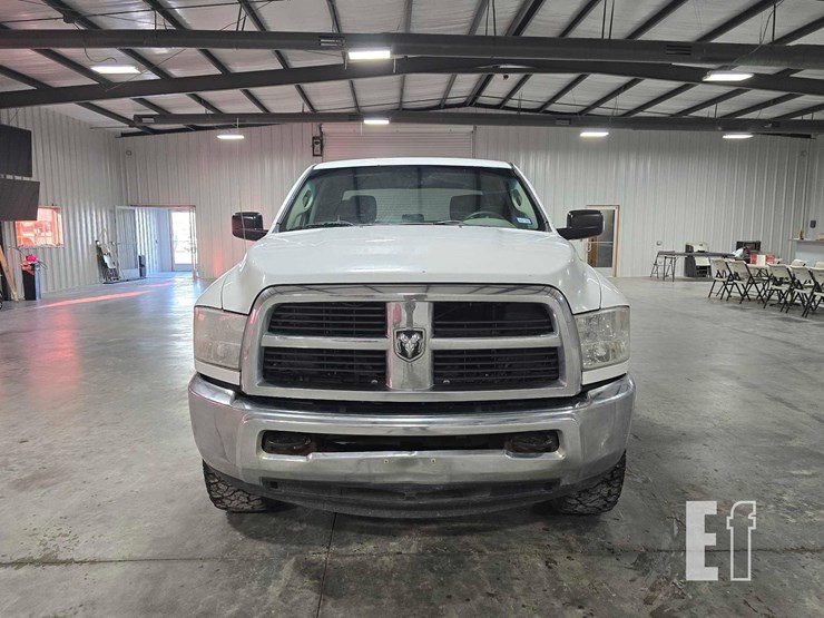 2012-dodge-2500-image-7