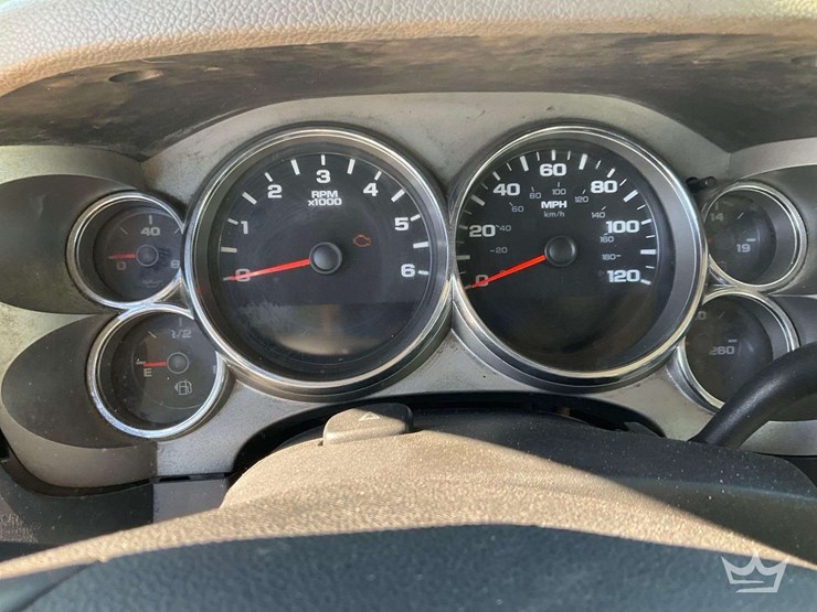 2009-chevrolet-silverado-2500-image-13