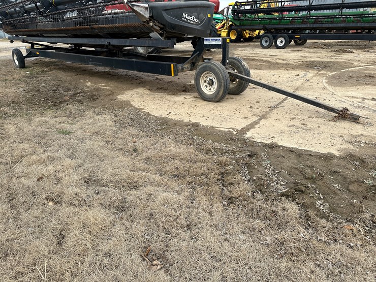 #38417-•-head-hauler-dl-37-37'-header-wagon-image-2