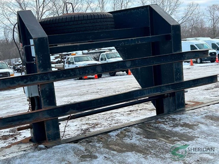 2010-parker-flatbed-trailer-25ft-image-17