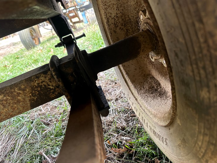 #38424-•-~500gal-t/a-fuel-trailer-image-8