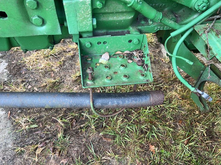 john-deere-3020-image-64