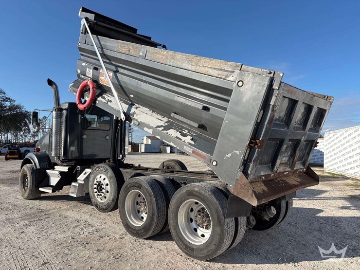 2016-kenworth-t800-image-4