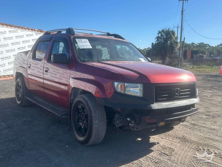 2006-honda-ridgeline-image-2