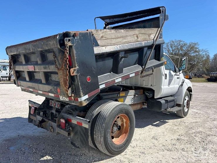 2006-ford-f650-image-3