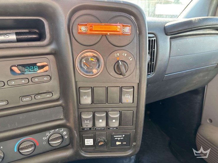 2008-altec-at200a-image-41