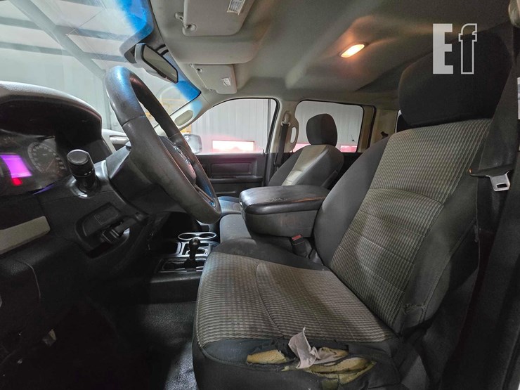 2012-dodge-2500-image-9