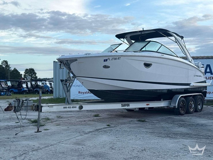 2018-regal-29obx-29ft-boat-with-34ft-t/a-boat-trailer-image-1