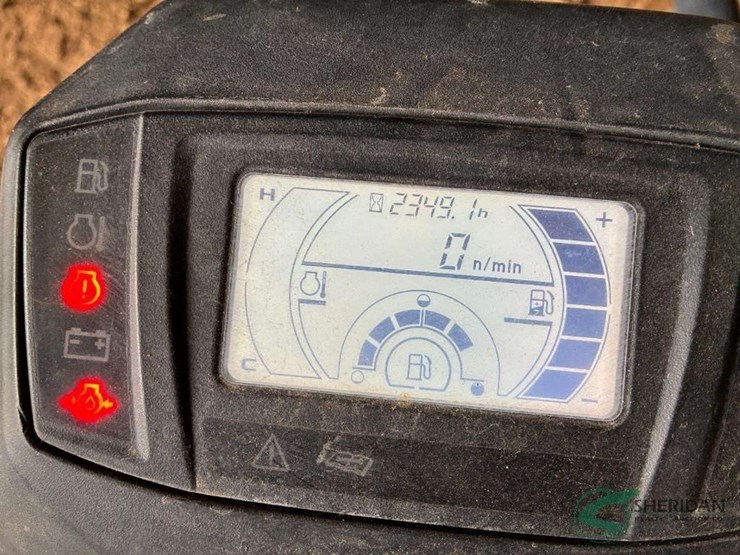 kubota-781-60"-zero-turn-mower-showing-2349-hours-image-17