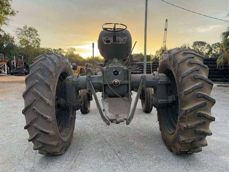 minneapolis-moline-m5-image-4