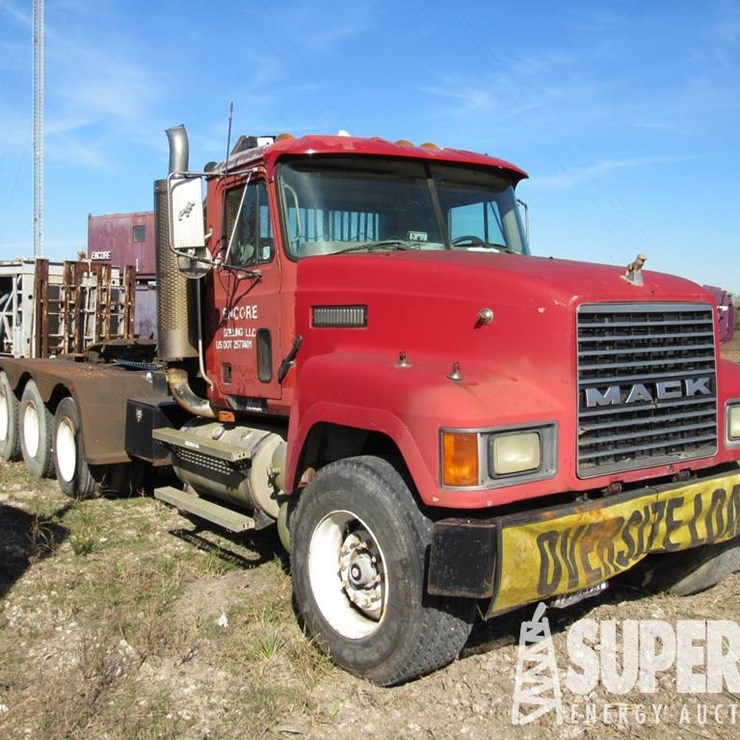 2001 MACK CH613