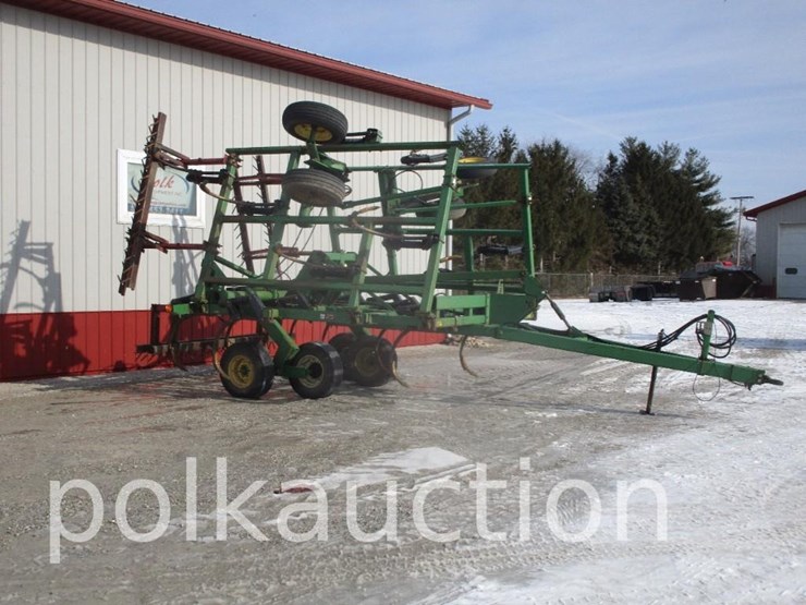 john-deere-680-image-7