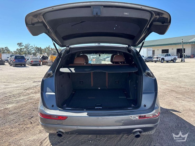 2012-audi-q5-image-21