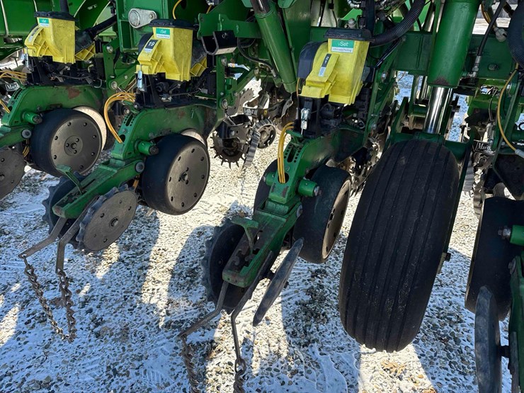 john-deere-1790-ccs-image-14