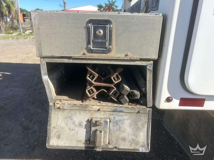 2008-altec-at200a-image-23