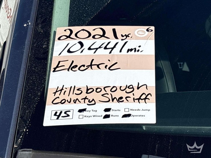 2021-ford-mustang-mach-e-image-32