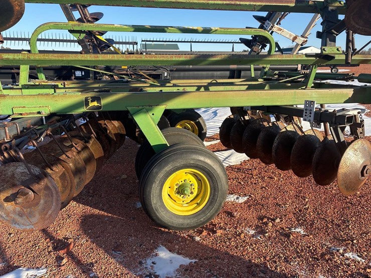 john-deere-disc-image-9