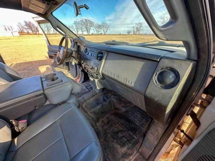 2013-ford-f350-xl-image-27