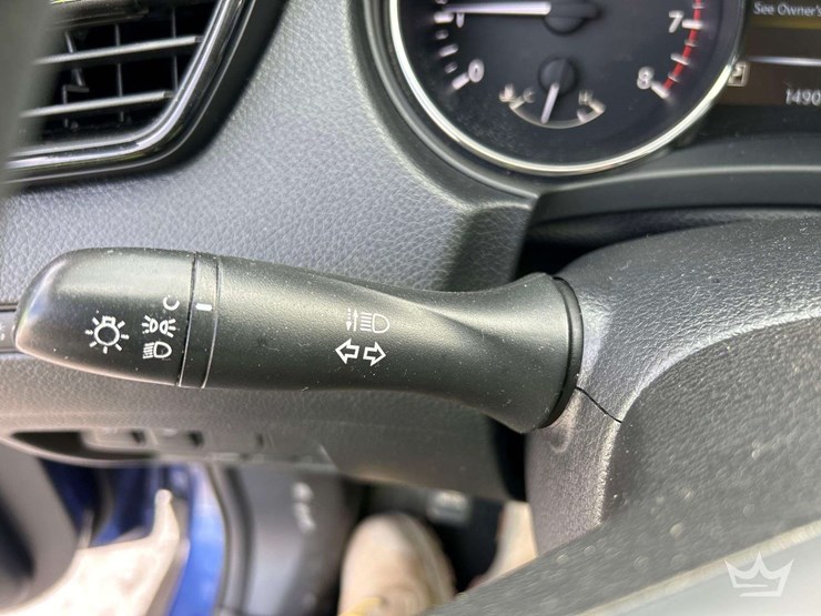 2017-nissan-rogue-image-17